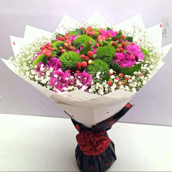 Berry Bloom Bouquet