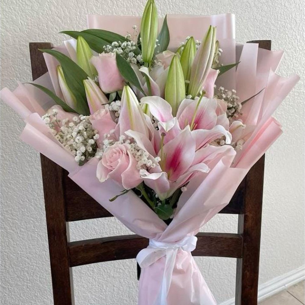 Pink Lily & Rose Delight Bouquet