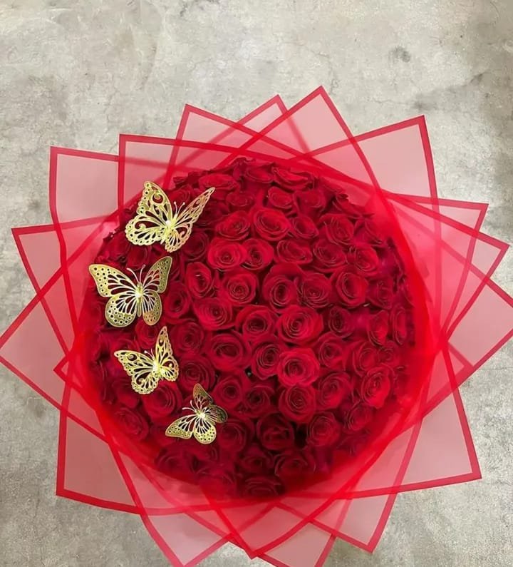 Romance Bouquet with Butterflies