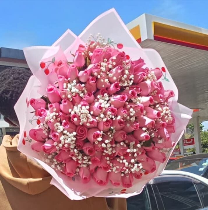 Baby Pink Roses with Baby’s Breath