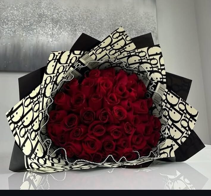 30 Stems of Red Roses